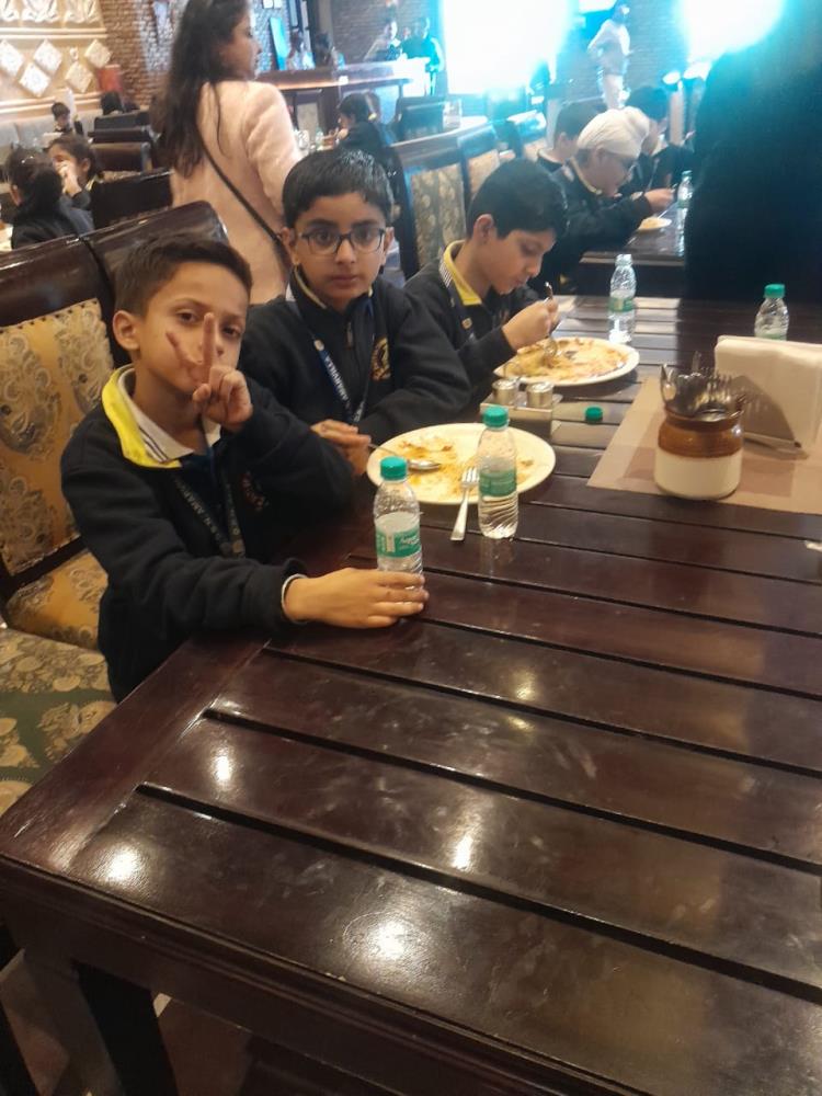 PICNIC AT PUNJABI HAVEL ( CLASS 3 TO 7)